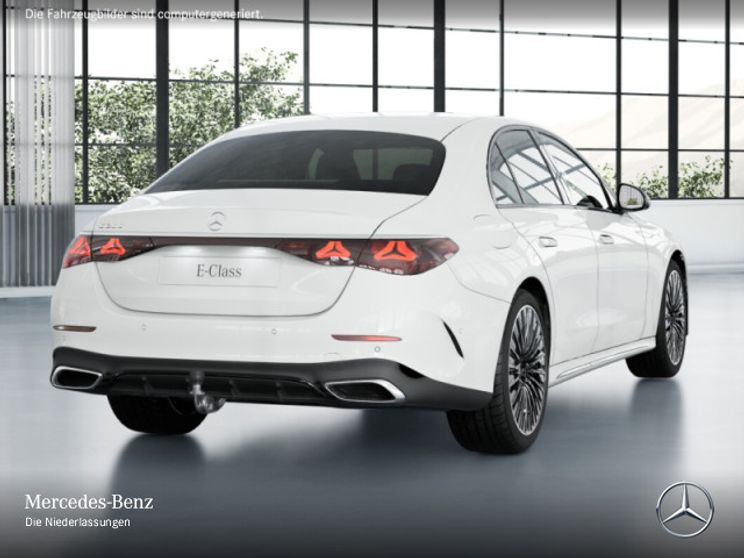 Mercedes-Benz E 200 AMG Line Sedan