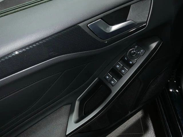 Ford Focus EcoBoost ST Line