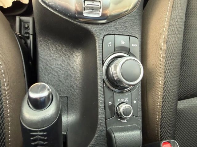 Mazda 2 Exclusive-line