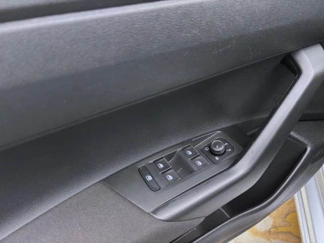 Volkswagen Taigo 1.0 TSI DSG IQ.Drive R-Line