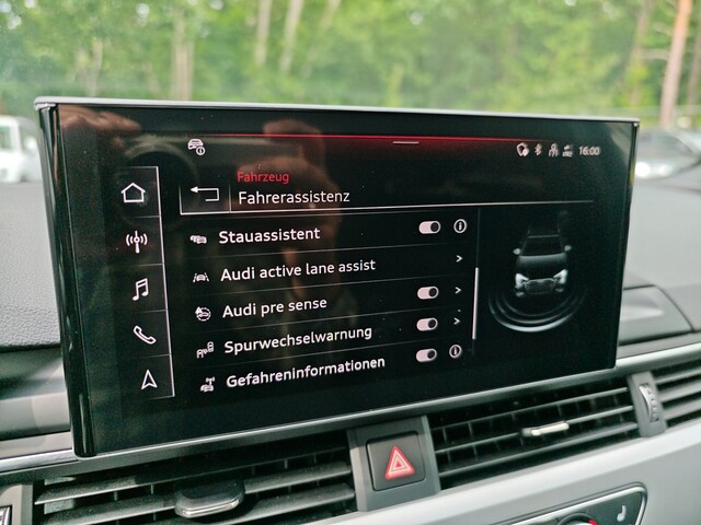 Audi A4 35 TFSI Avant S-Line S-Tronic