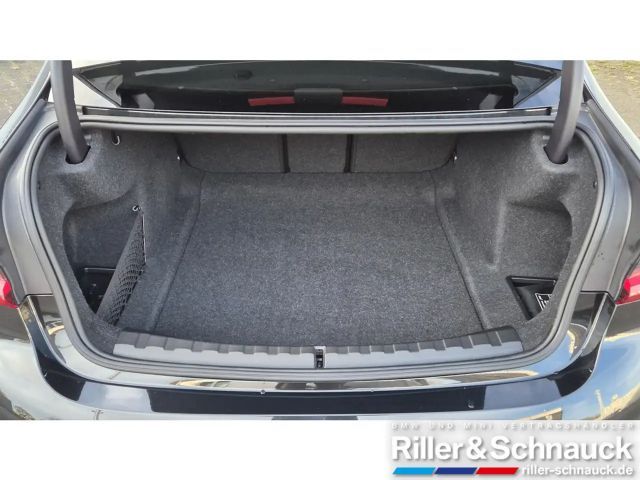 BMW 330 330i M-Sport Sedan xDrive