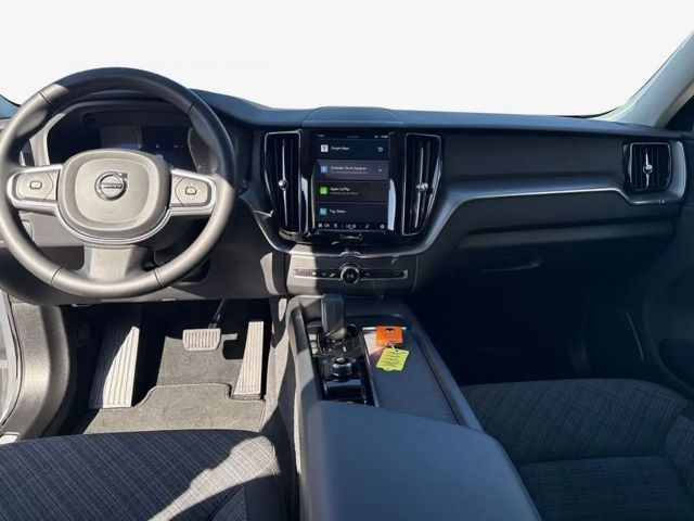 Volvo XC60 AWD Core