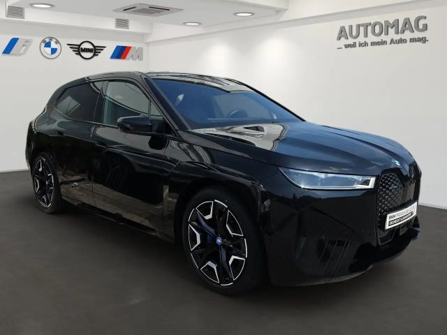 BMW iX xDrive50