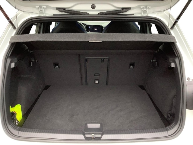 Volkswagen Golf 2.0 TSI DSG Golf VIII