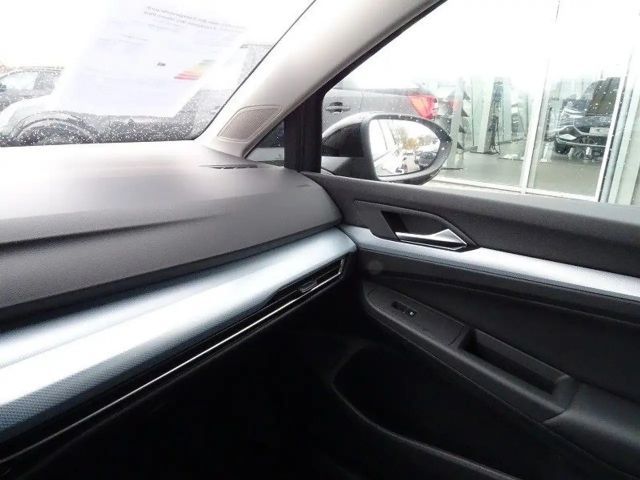 Volkswagen Golf 1.5 TSI