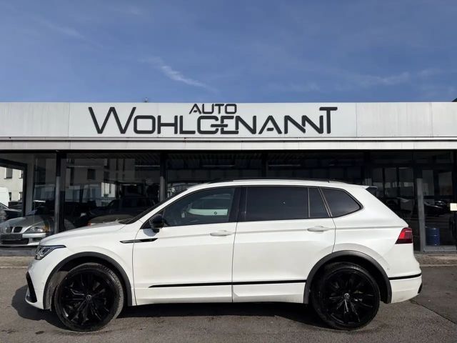 Volkswagen Tiguan 4Motion R-Line