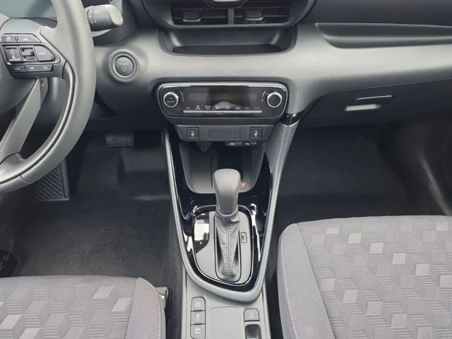 Toyota Yaris Hatchback Hybride VVT-i