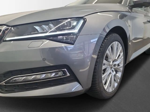 Skoda Superb 4x4 Combi Style Style