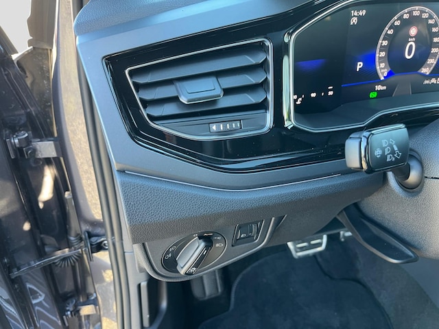 Volkswagen Polo 1.0 TSI DSG R-Line