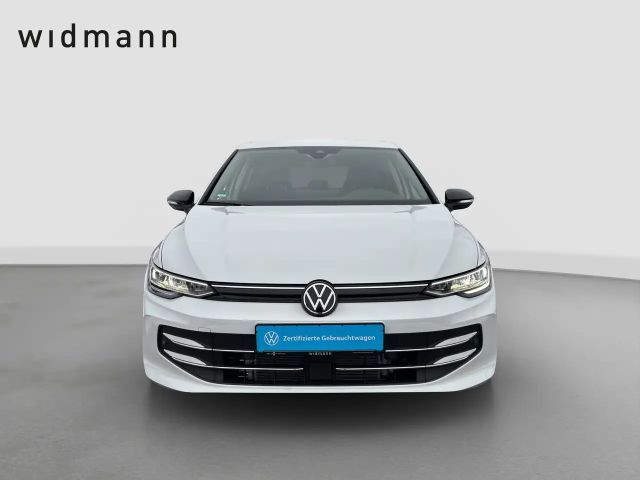 Volkswagen Golf 1.5 eTSI Life
