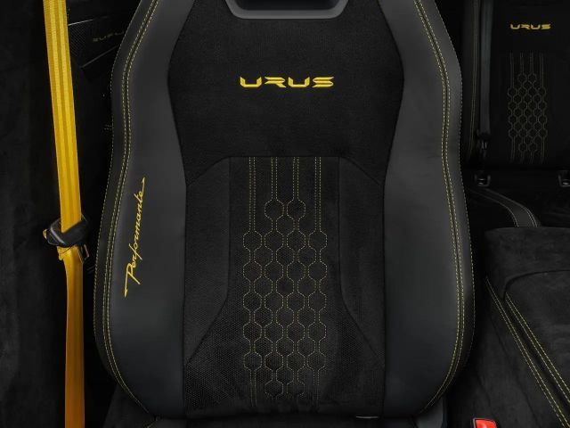 Lamborghini Urus Performante