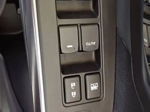 Suzuki S-Cross Flash