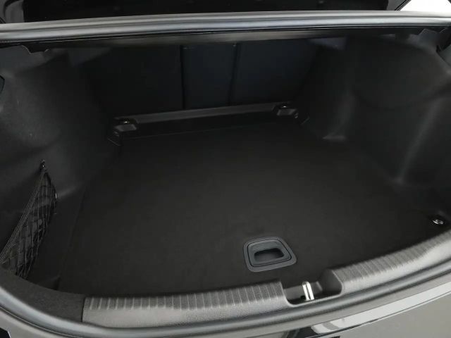 Mercedes-Benz C 220 AMG Line C 220 d Sedan