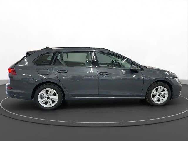 Volkswagen Golf 1.5 eTSI Golf VIII Life Variant