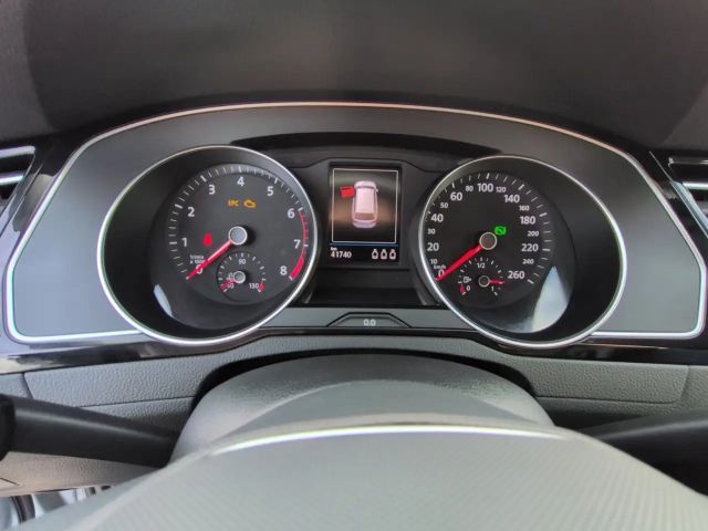 Volkswagen Passat 1.5 TSI Business DSG Variant