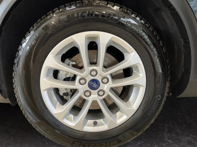 Ford Kuga Plug in Hybrid Titanium