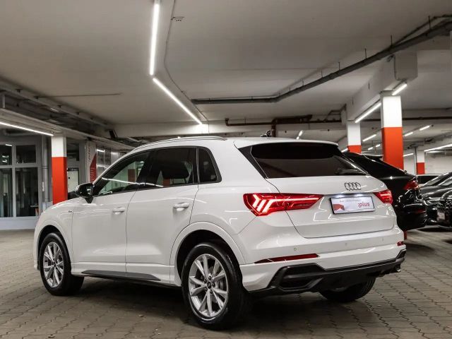 Audi Q3 35 TFSI S-Line