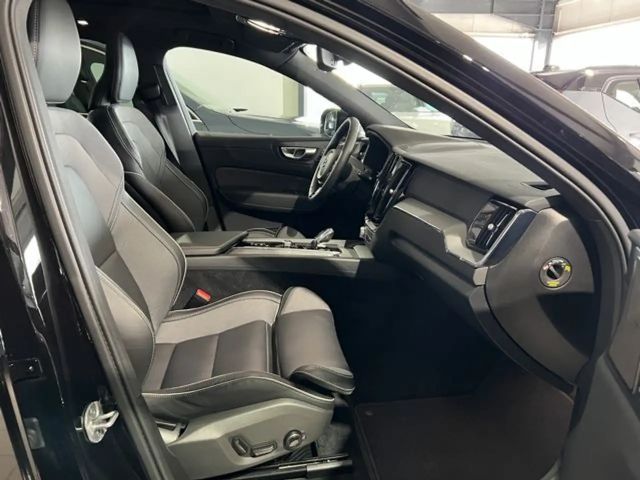 Volvo XC60 AWD Plus Recharge T8