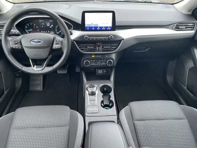 Ford Focus Cool & Connect Wagon