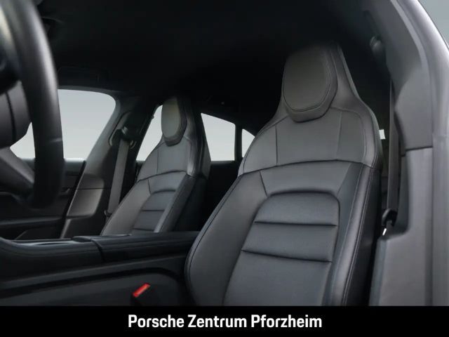 Porsche Taycan 4 Cross Turismo