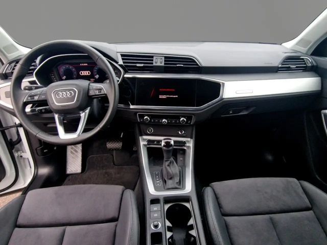 Audi Q3 35 TFSI S-Line
