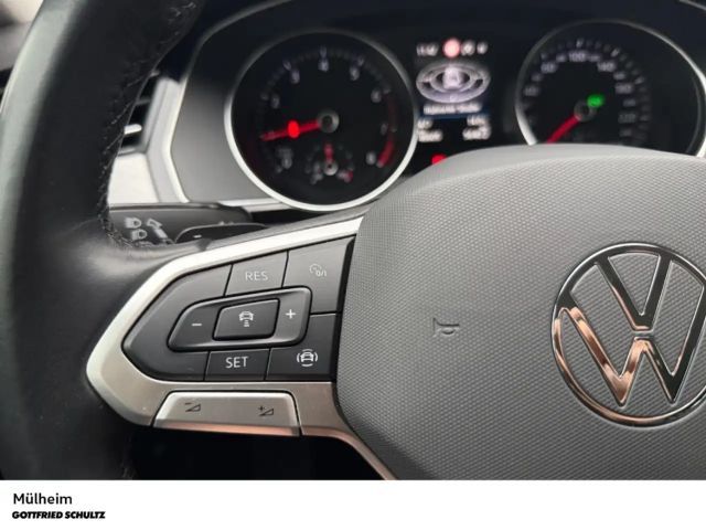 Volkswagen Passat 1.5 TSI Business Variant