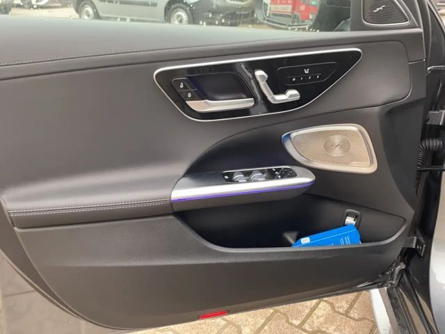 Mercedes-Benz C 300 AMG Line C 300 d Sedan