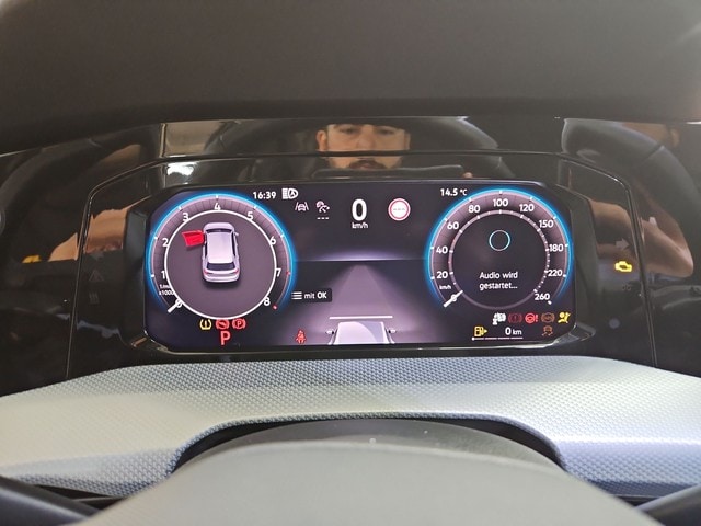 Volkswagen Golf 1.5 eTSI DSG Golf VIII