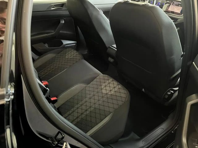 Volkswagen Polo 1.0 TSI DSG IQ.Drive R-Line