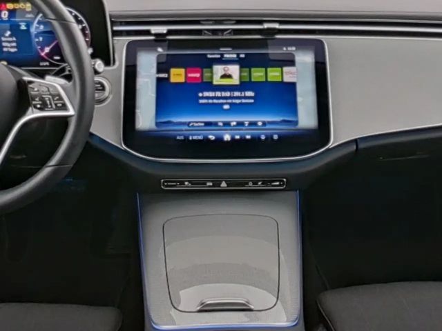 Mercedes-Benz E 200 AVANTGARDE Estate