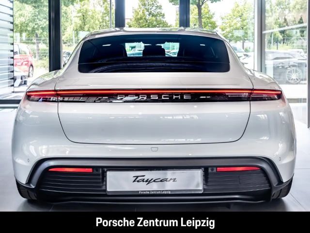 Porsche Taycan 4