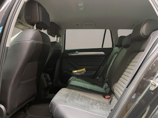 Volkswagen Passat 2.0 TSI BMT R-Line Variant