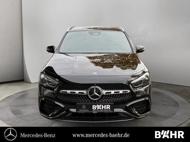 Mercedes-Benz GLA 200 AMG Line GLA 200 d