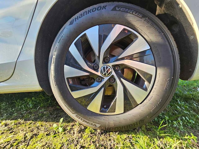 Volkswagen Passat Navi / AHK / CAM / LED