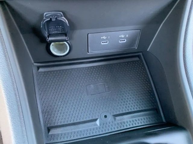 Renault Captur EDC Hybrid Techno