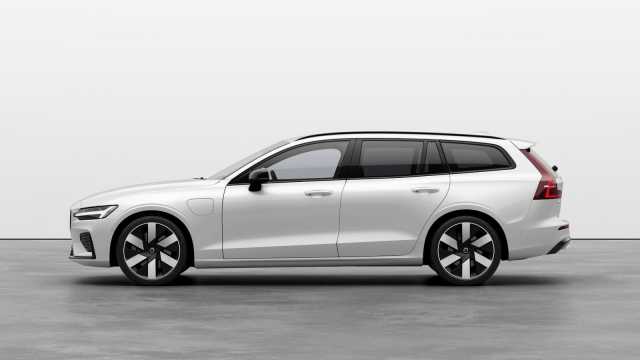 Volvo V60 Hybrid Recharge