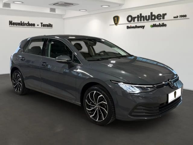 Volkswagen Golf DSG Life