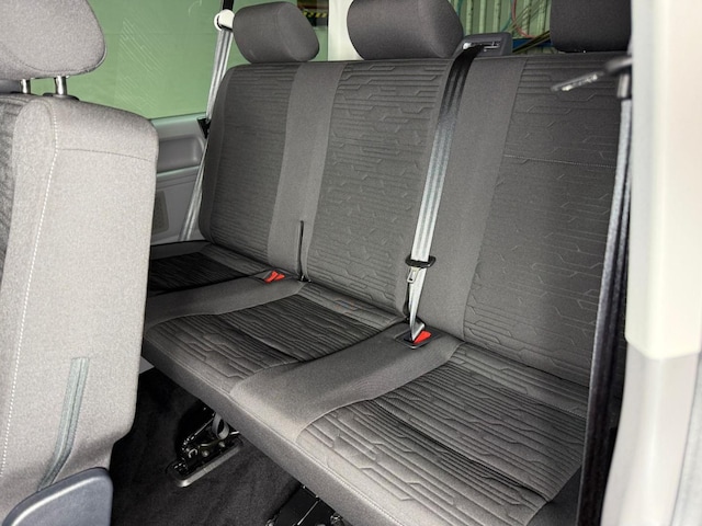 Volkswagen Caravelle 2.0 TDI DSG Lang T6