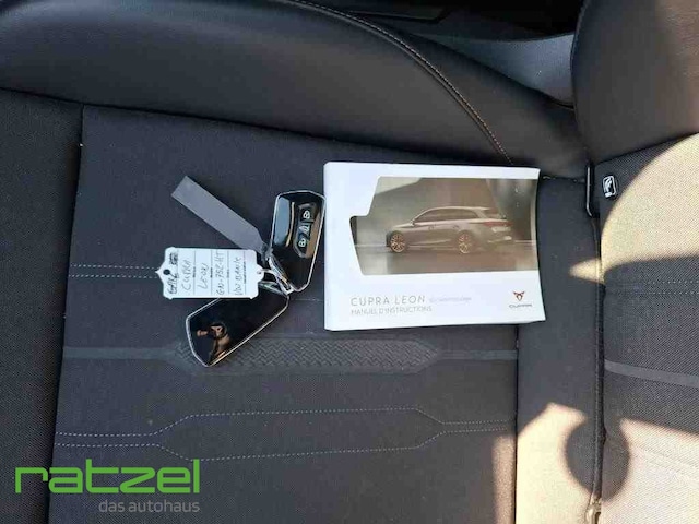 Cupra Leon Cupra 1.5 eTSI Navi Kamera Matrix LED panodach