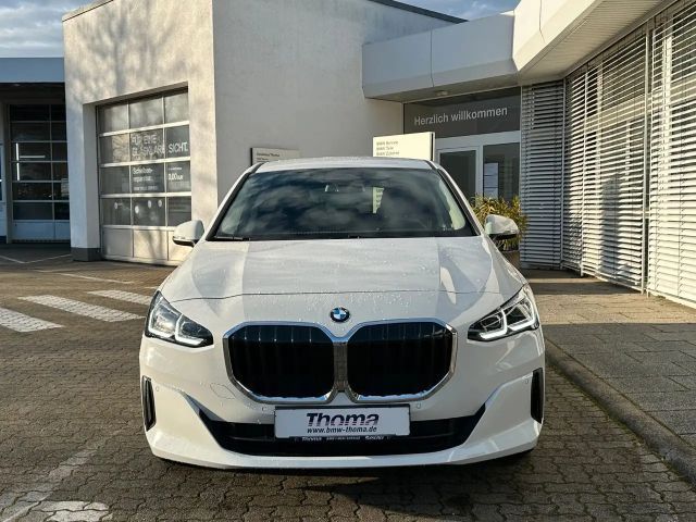 BMW 220 220i Active Tourer Sedan