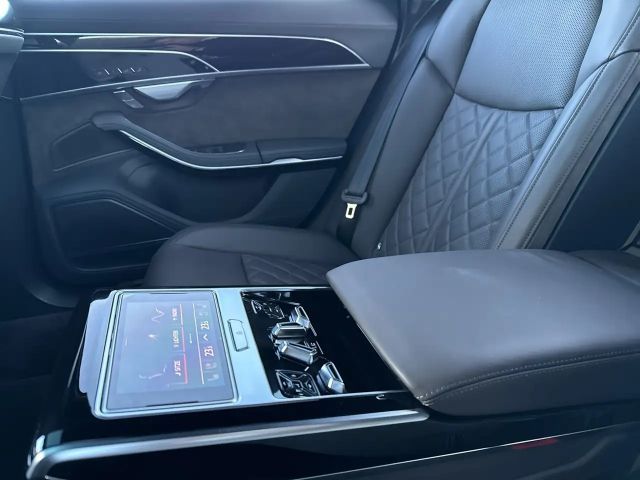 Audi S8 4.0 TFSI Quattro