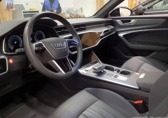 Audi A6 45 TFSI Avant Quattro S-Tronic