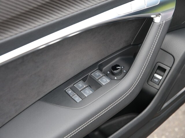 Audi S6 Avant Quattro