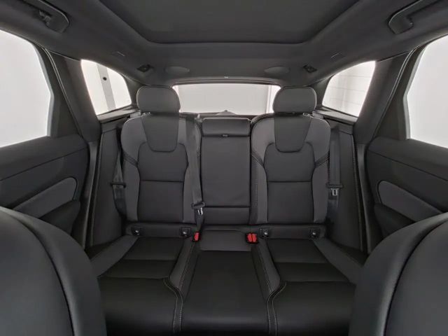 Volvo XC60 AWD Plus T6