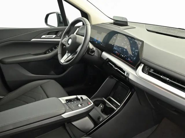 BMW 218 218d Active Tourer Luxury Line Sedan