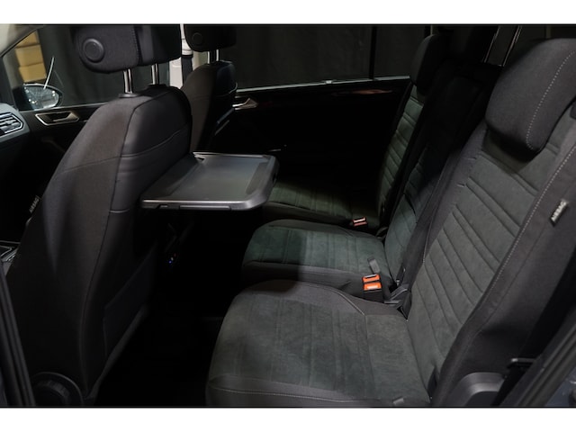 Volkswagen Touran 1.5 TSI Highline Style