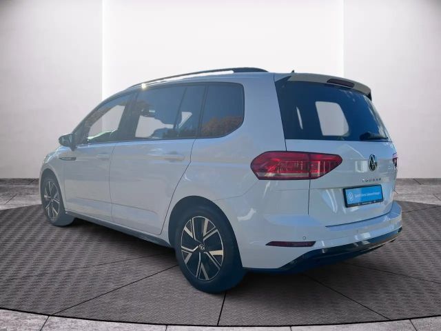 Volkswagen Touran 1.5 TSI R-Line Style