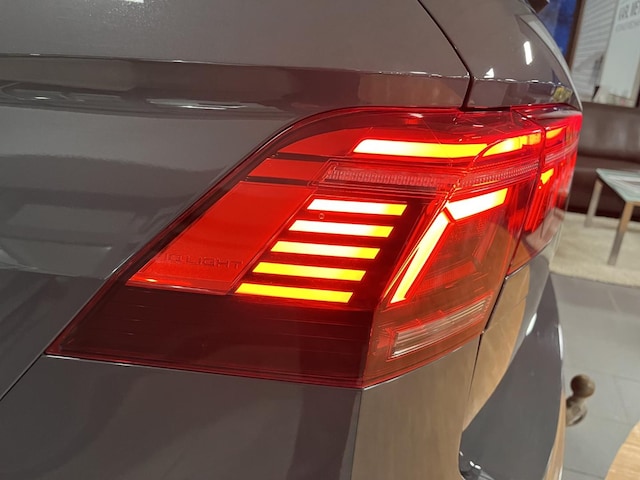 Volkswagen Tiguan Tiguan 2.0   R-L  BT180TSI D7A