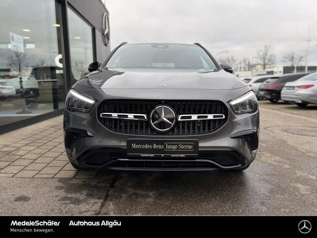 Mercedes-Benz GLA 200 Progressive